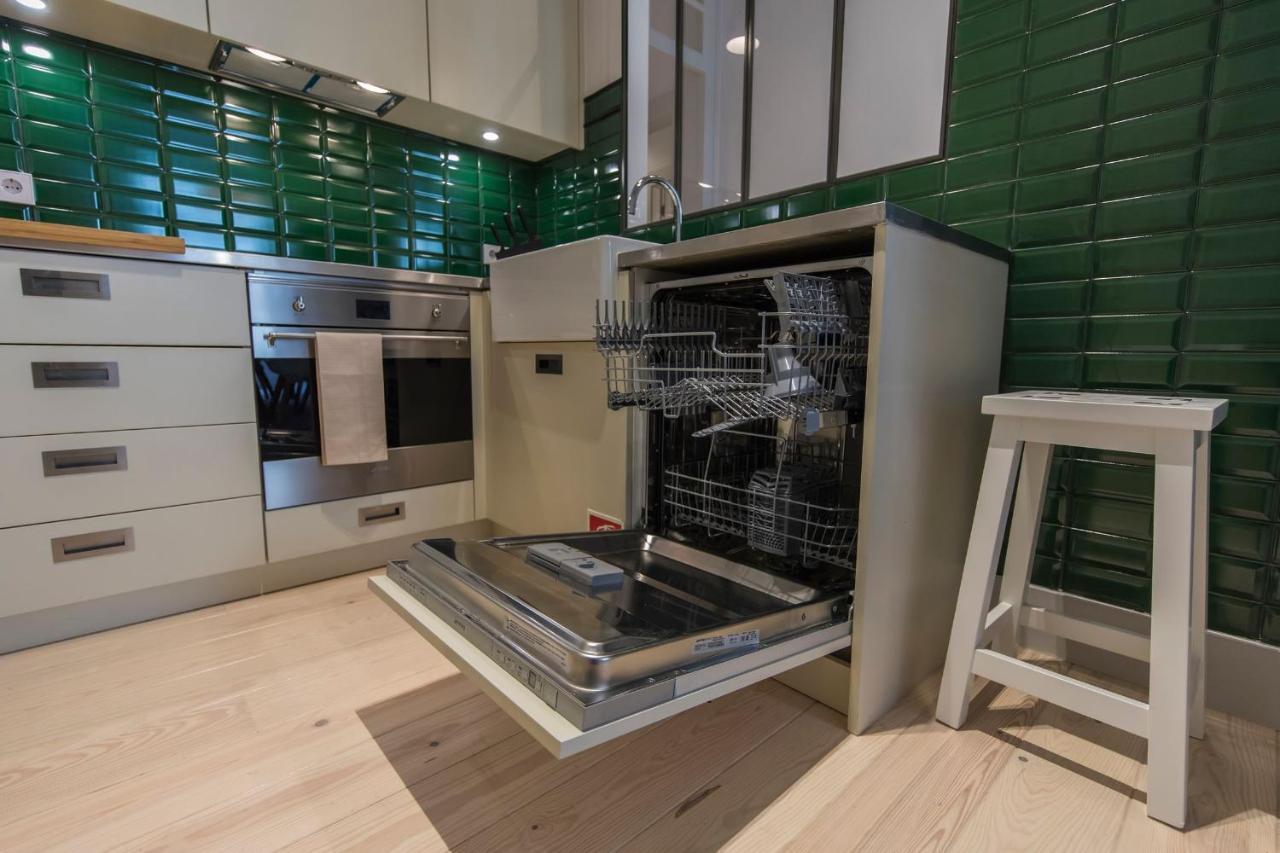 Lovelystay - Charming 3 Bedroom Wonder Downtown Lisboa Exterior foto